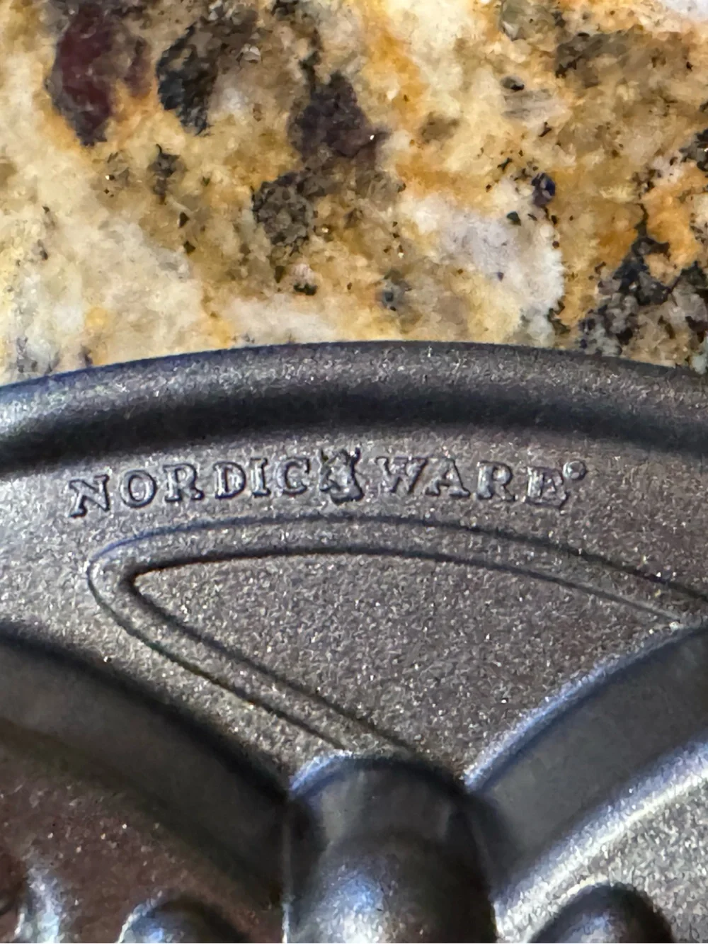 Nordicware Butterfly Cakelet 6 Portion/ 3 Cup  Heavy Duty Cast Pan